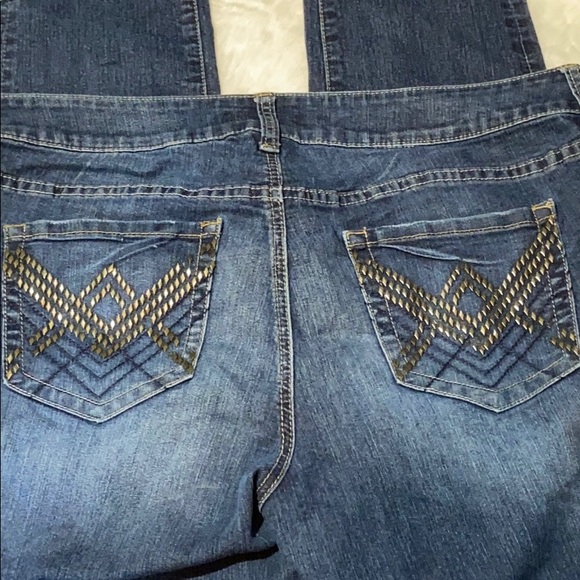 Torrid Denim Skinny Jeans - Picture 6 of 8